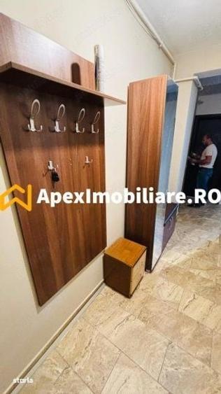 Apartament cu 2 camere semidecomandat în Giurgiului