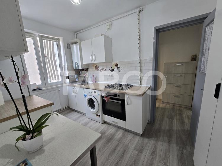 Apartament cu 2 camere decomandat, mobilat în Mihai Viteazul