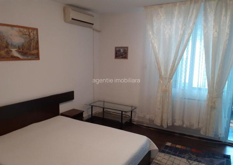 Garsoniera in zona Soarelui