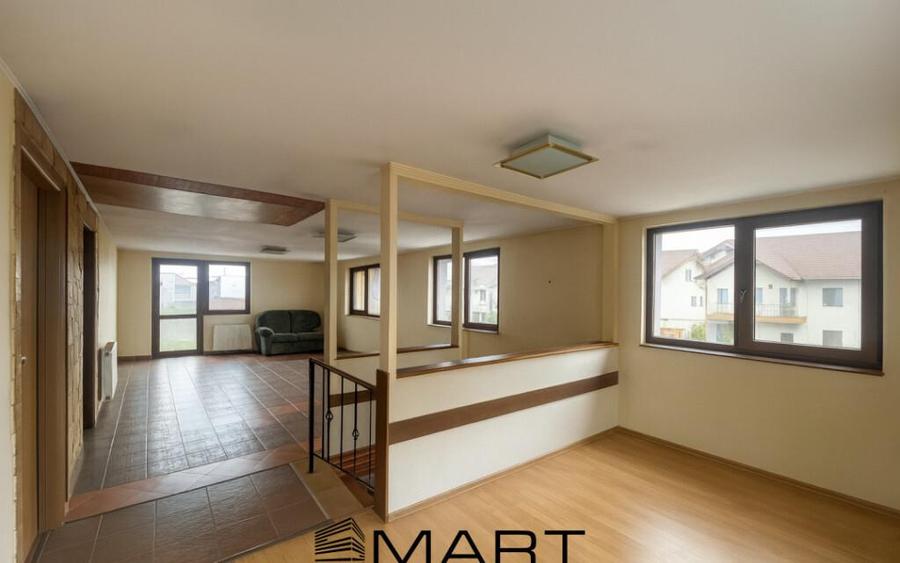 Casa moderna cu 2 apartamente in zona reziden?iala ?el - 11