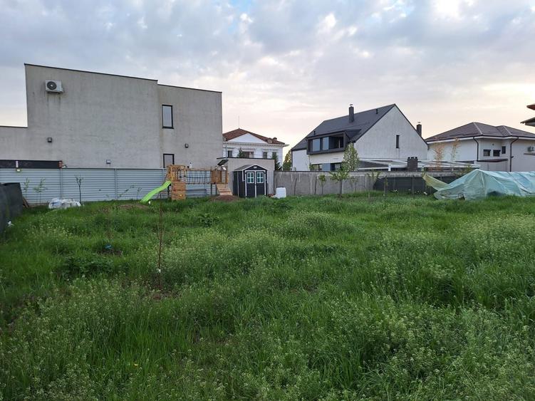 Vand teren voluntari Matei millo - 4