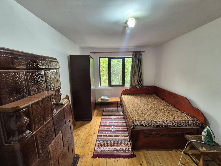 Vila 4 camere + teren 818 mp central Provita de Sus (lângă școală) - 9