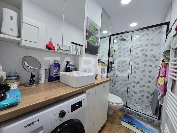 Apartament 2 camere de vanzare 51mp decomandat zona Vasile Aaron Sibiu - 8