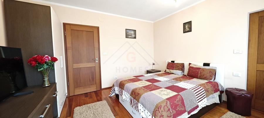 Casa mare. Posibil si clinica, camin batrani, invatamant, sediu firma. - 15