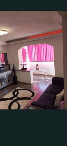 Apartament 3 camere- Tractorul- 2- Bai- Gloriei - 1