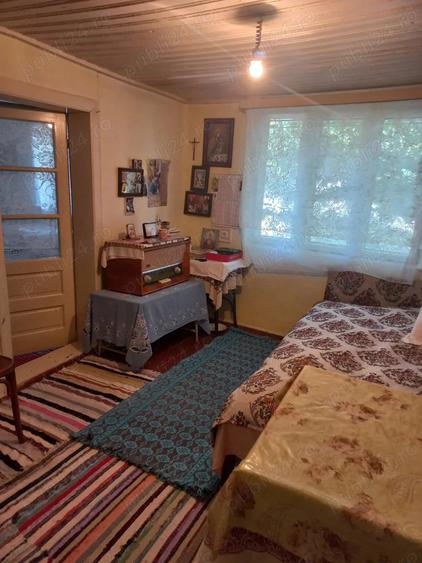 Vand casa de locuit si teren agricol si livada - 2