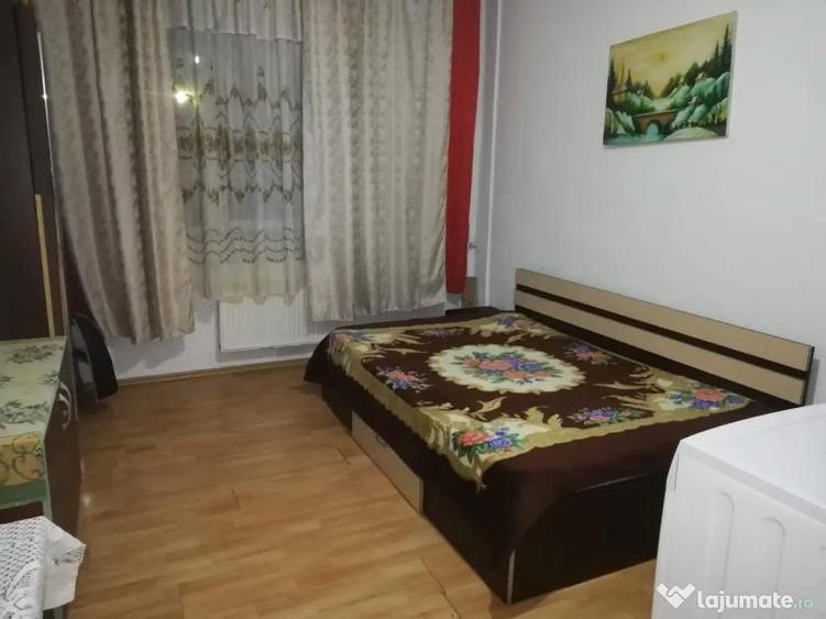 Inchiriez Garsoniera la parter pe Strada Nicolae Dobrin in Pitesti - 1