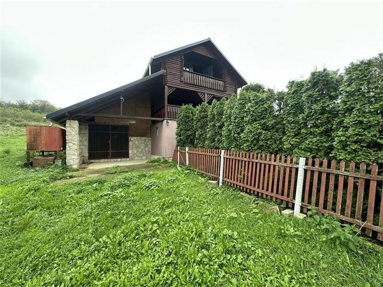 Vila de vacanta - D+P+M - teren 6.226mp - 2