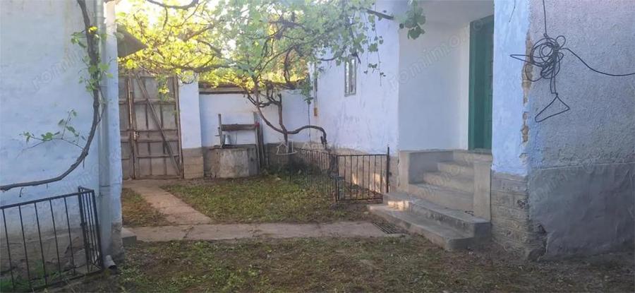 Casa de vanzare in Uileacul de Beius gospodarie traditionala, zona pitoreasca - 9