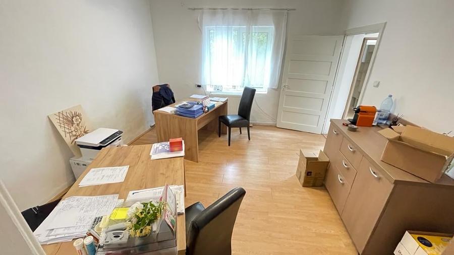 Casa de vanzare cu 2 camere in Zona Sagului - Carrefour - cimitir - 4