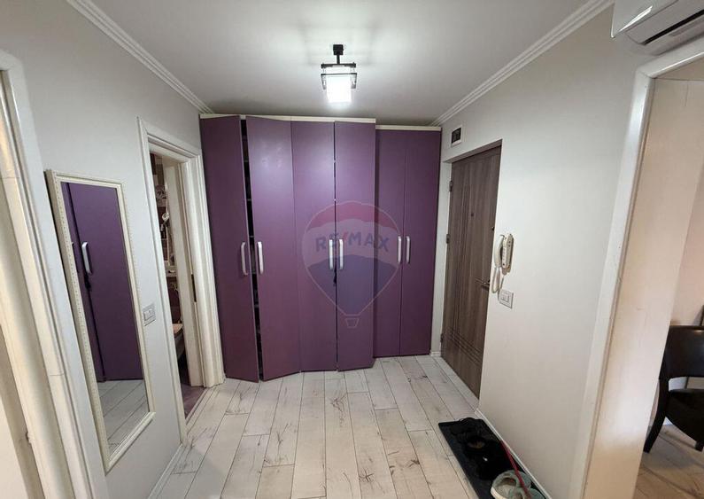 Apartament renovat modern - 1