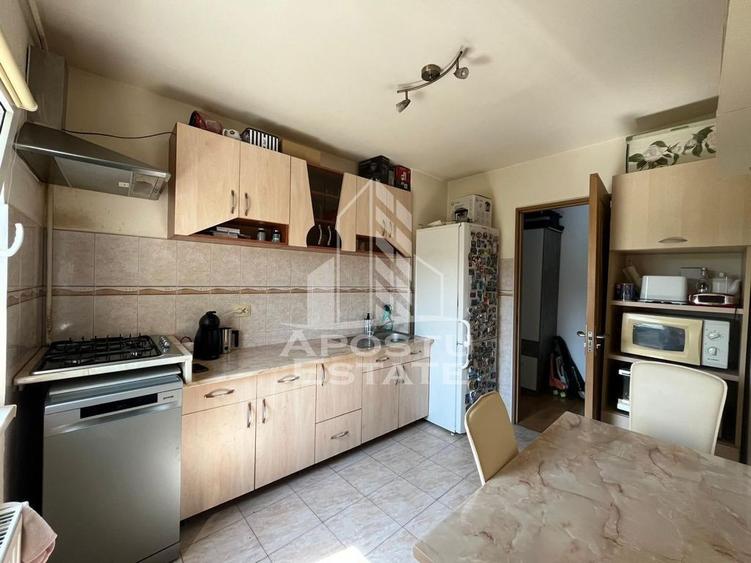 Apartament 3 camere, semidecomandat, etaj intermediar, zo... - 2
