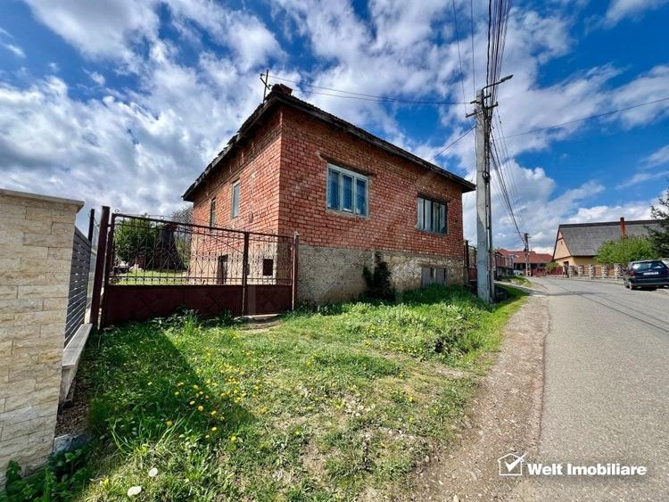 Exclusivitate ! Pozitie excelenta, casa Savadisla - 12