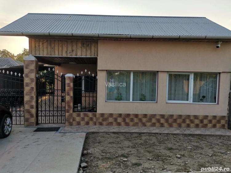 Casa cu teren comuna Andrasesti