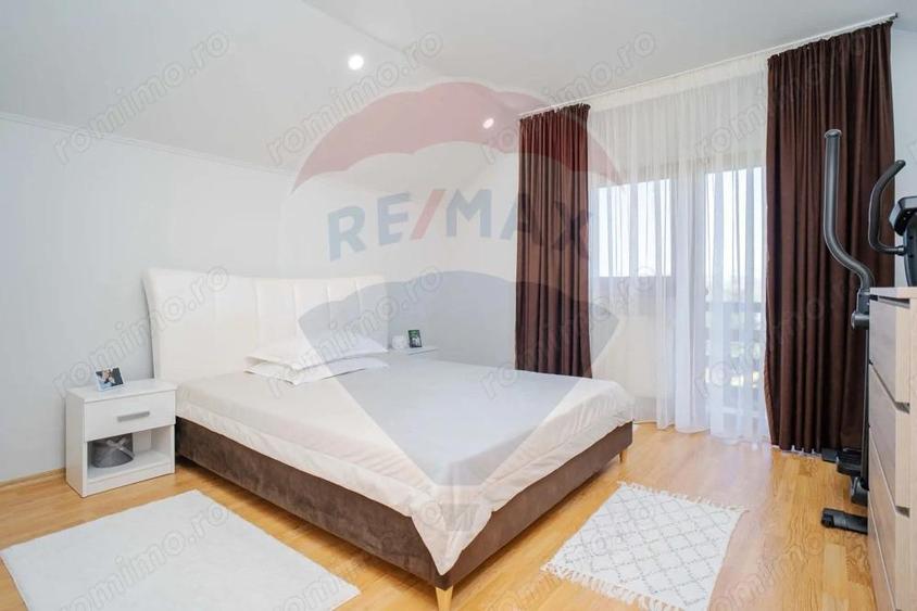 Casa / Vila cu 5 camere de vanzare in zona Central - 14