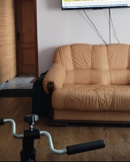 Vanzare apartament spatios cu 2 camere Campulung Muscel - cartier Visoi - Mall - 1