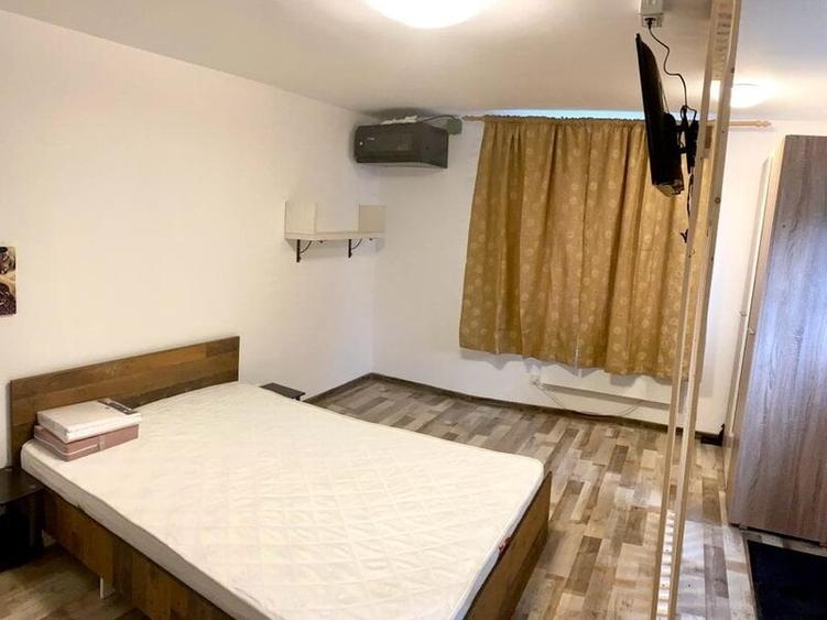 Rahova vanzare casa singur curte - 2