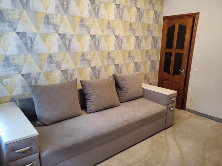 Apartament cu 2 camere in zona Tractorul - 3