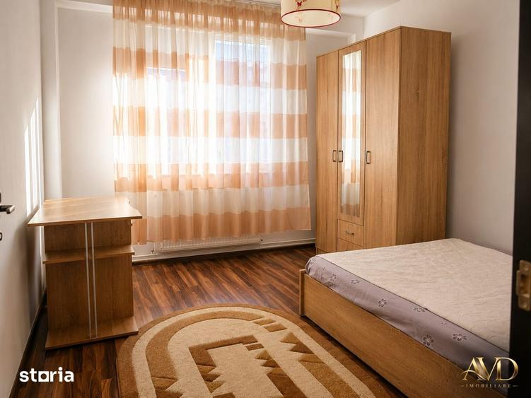 Apartament cu 3 camere în Tractorul