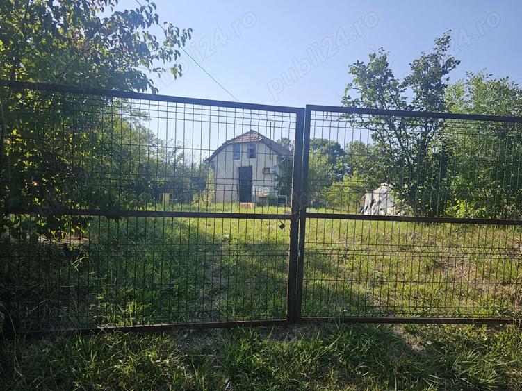 TEREN + CASA comuna Lapu?ata , sat Bro?teni. jude?ul Valcea
