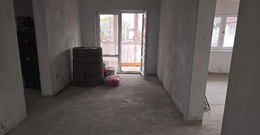 Vand casa in Deva, zona Garii (Peste Linia Ferata), P+E, din anul 2010 - 7