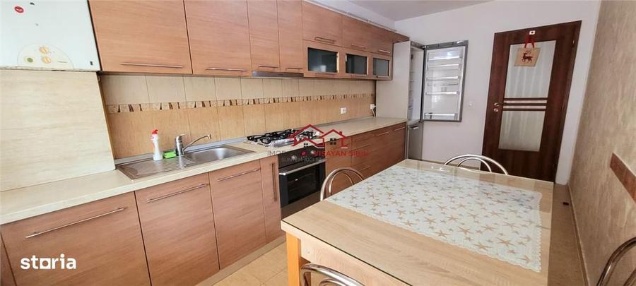 Apartament cu 2 camere decomandat, mobilat în Ștrand
