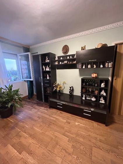 Apartament de vanzare  2 camere - 6