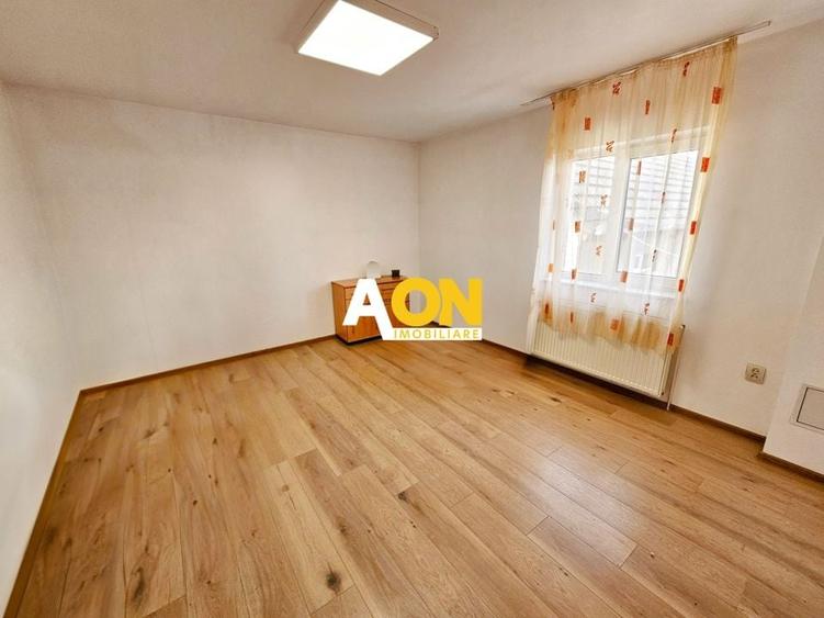 Casa 10 camere, 878 mp teren, toate utilitatile, Barabant - 8