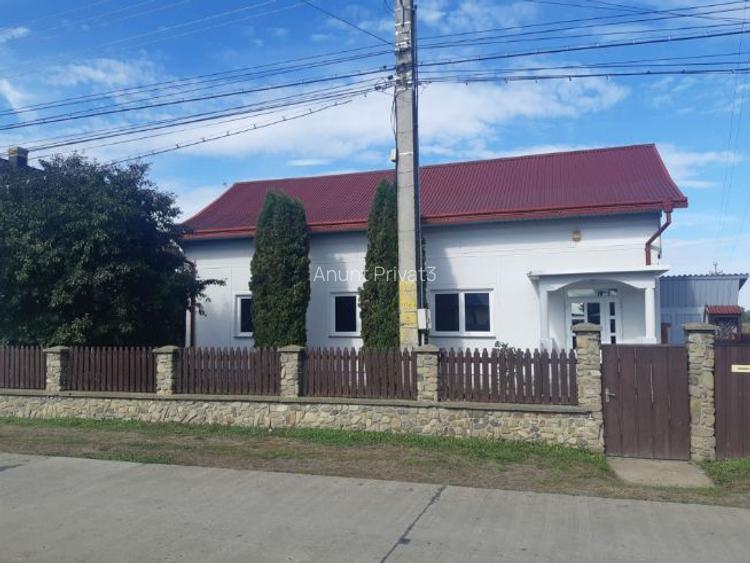 Casa în Frătăuții Vechi, Suceava, 121 mp, construită 1994, renovată 2016