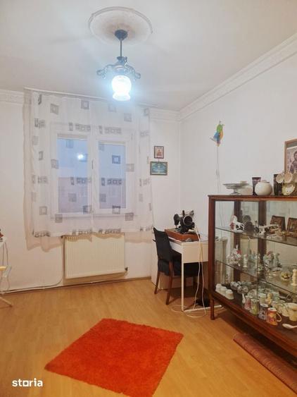 EXCLUSIV- Cafrom Imobiliare - VEST - Apartament 3 Camere de Vanzare - 13