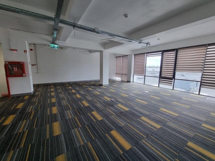Spatii in cladire de birouri, Baza 3 - COMISION 0% - 2