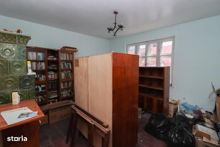 Apartament cu 3 camere decomandat în Sud