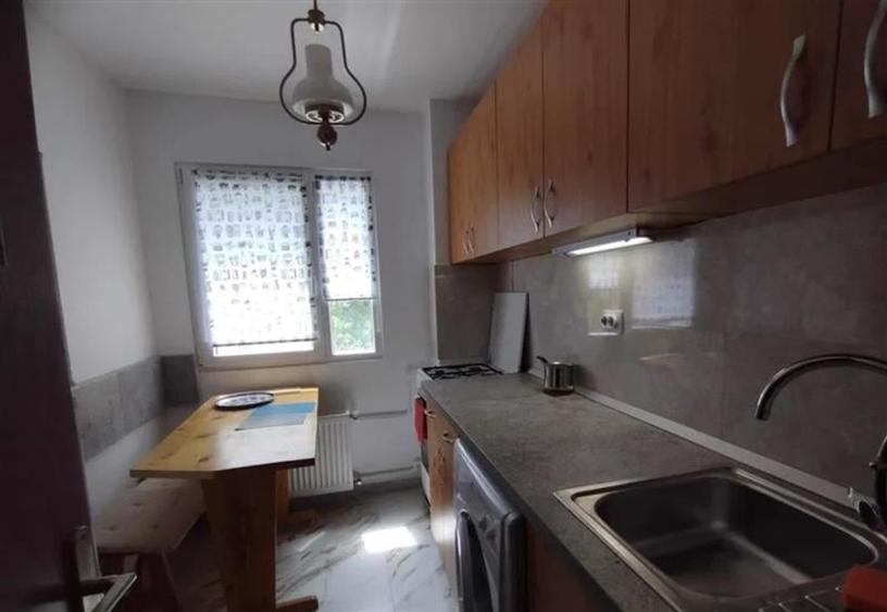 Inchiriere Apartament 3 Camere Semidecomandat Berceni-Al.Covasna - 3