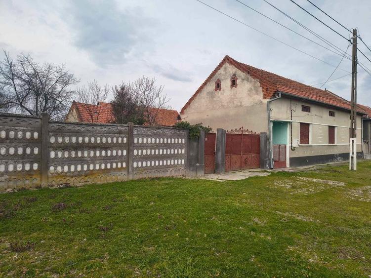 Casa de vanzare Cutina - 1