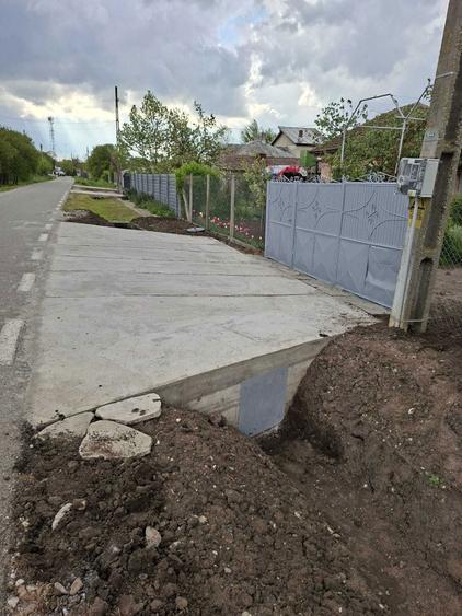Casa la tara cu teren 1.271 mp si livada acte in regula - 4