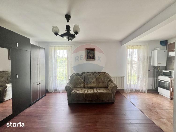 Casa / Vila cu 3 camere de vanzare - 6