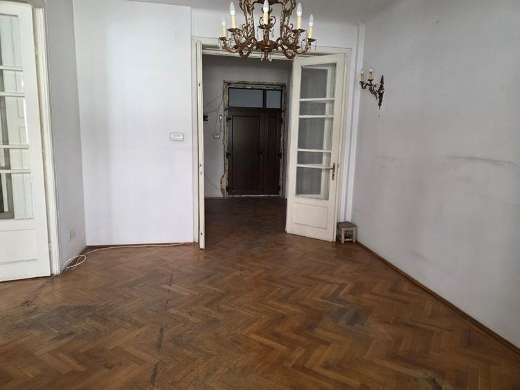 Piata Unirii, pe Bibescu Voda, 3 minute metrou, etajul 1 - 7