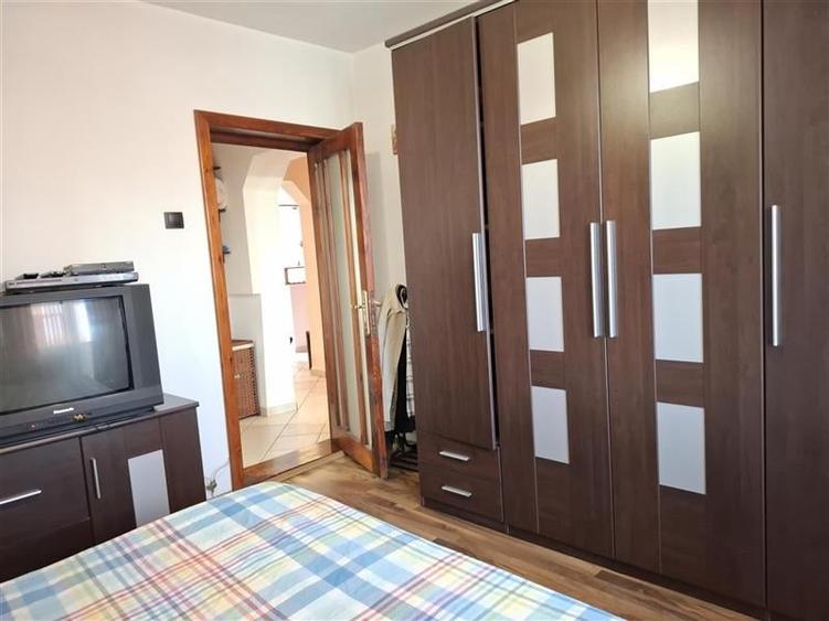 Apartament 3 camere, mobilat si utilat, 2 balcoane, CT - 15