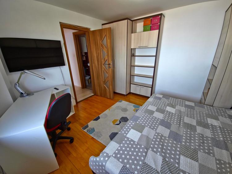 Vedere la mare Faleza Nord 3 camere mobilat utilat loc de parcare termen lung - 12