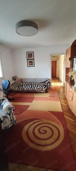 Proprietar, vand ap cu 3 camere, semidecomandat, parter - 5