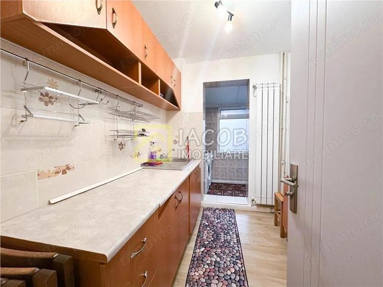 Apartament 2 camere | Semidecomandat |Parter - 5