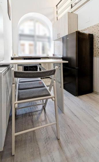 Studio Cochet in Piata Unirii - 11