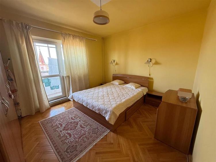 Apartament cu 3 camere decomandat, mobilat în Terezian