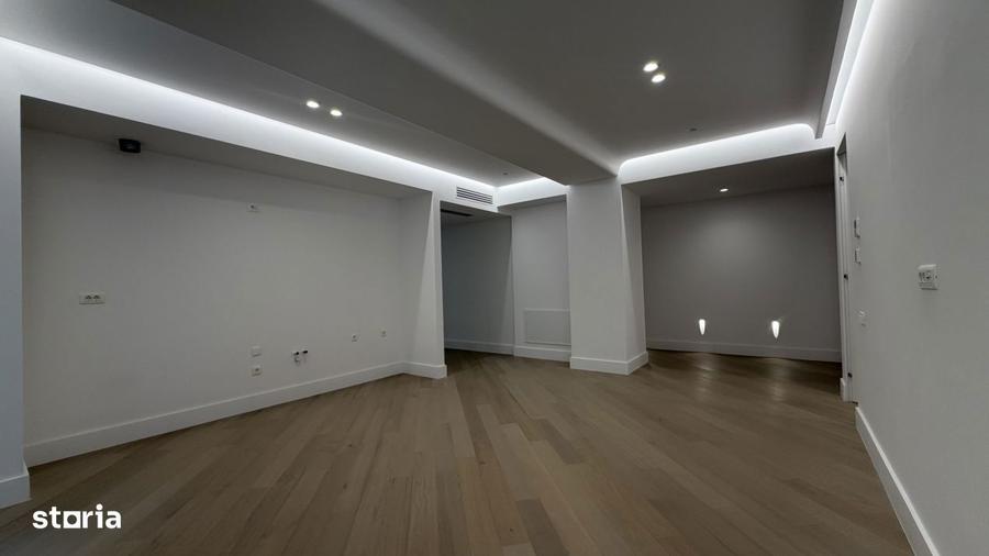 DE INCHIRIAT - Apartament de 3 camere / Cortina 126 / Parcare - 4