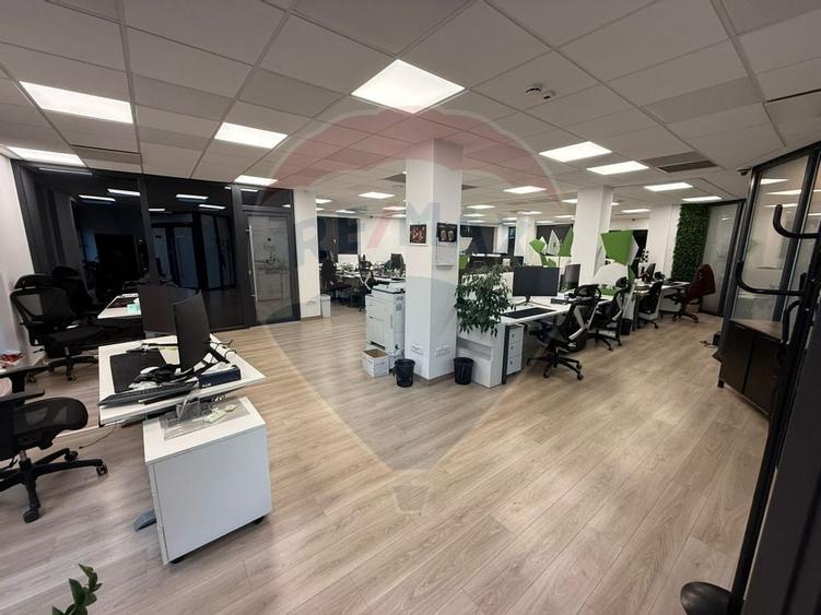 Spatiu de birouri modern de inchiriat in zona Europa, cu parcare - 4