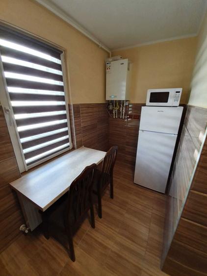 Apartament cu o camera de inchiriat in zona ultracentrala Ludus - 7