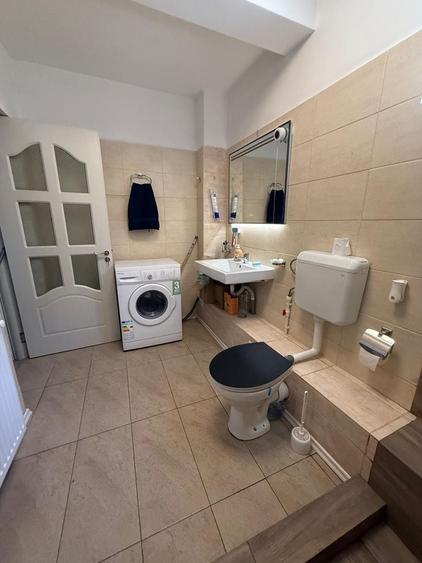 Casă individuală cu 3 camere cu Canalizare în Bujoreni