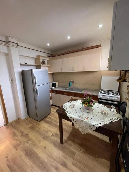 Vand sau schimb - apartament cu 1 camera Dambu - 5