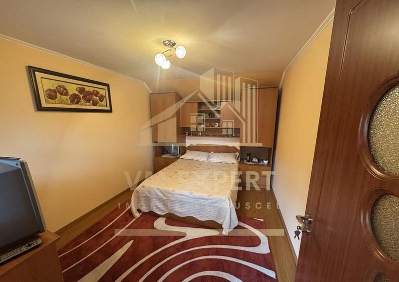 VILA 5 CAMERE, TEREN 600 MP, RUCAR - 5