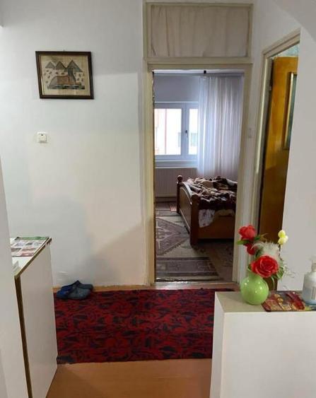 Apartament 3 camere, decomandat - zona Noua - 9